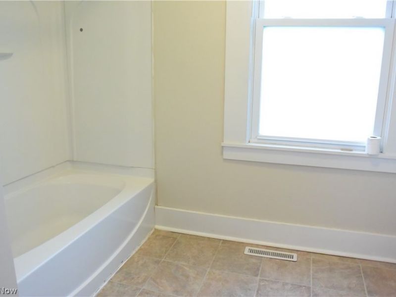 541 & 547 E Main Street, Ravenna, OH 44266 Photo 45