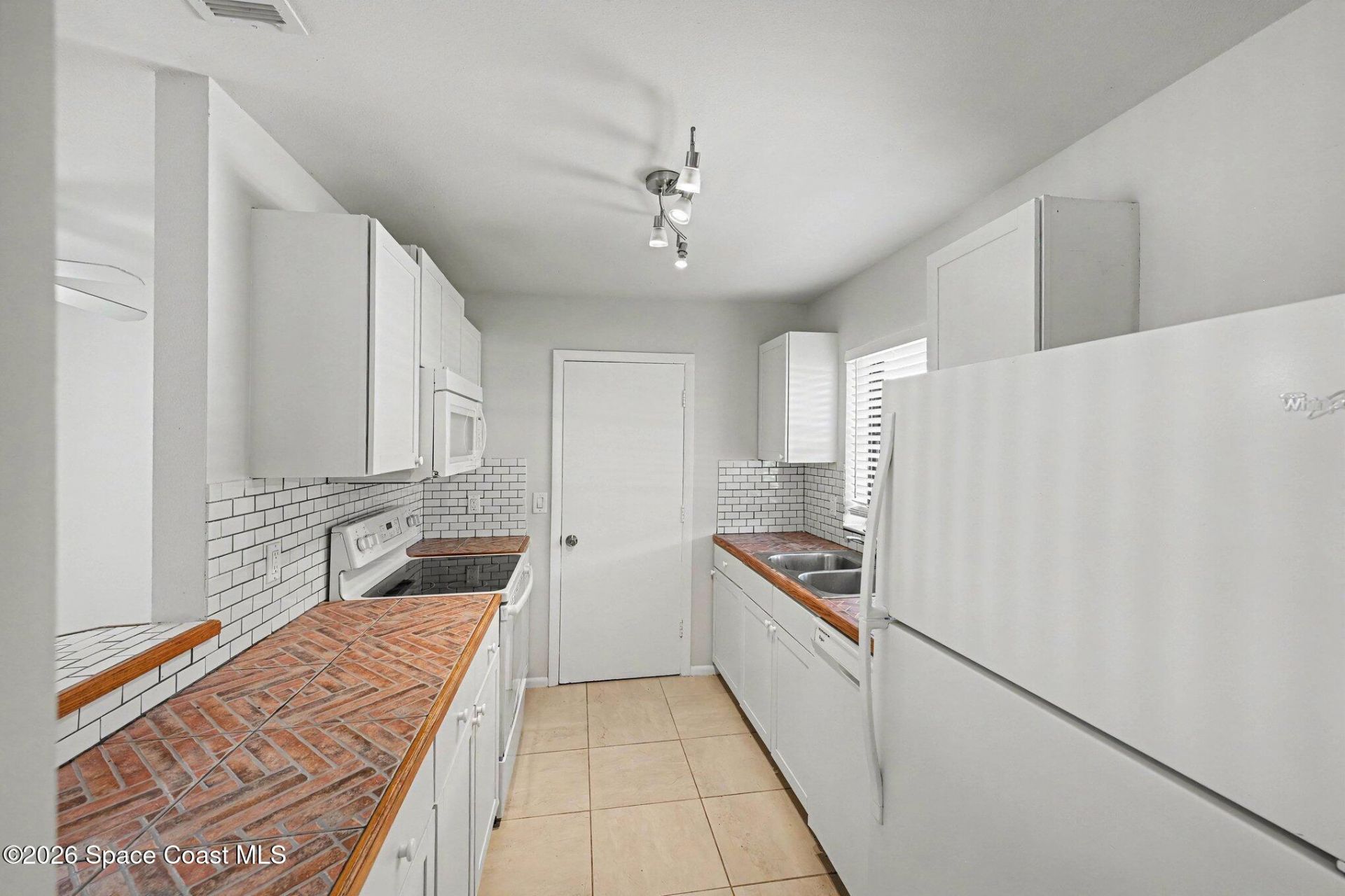 2206 20th Avenue SW , Vero Beach, FL 32962 Photo