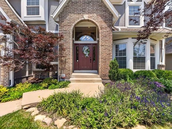 13139 Kessler Street, Overland Park, KS 66213
