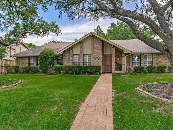 2731 Wagonwheel Drive, Carrollton, TX 75006