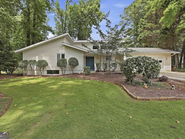 203 Doe Run, Peachtree City, GA 30269