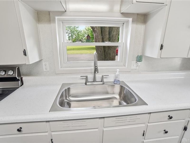 10435 Brad Bloomer Road, Bradford, OH 45318 Photo 13