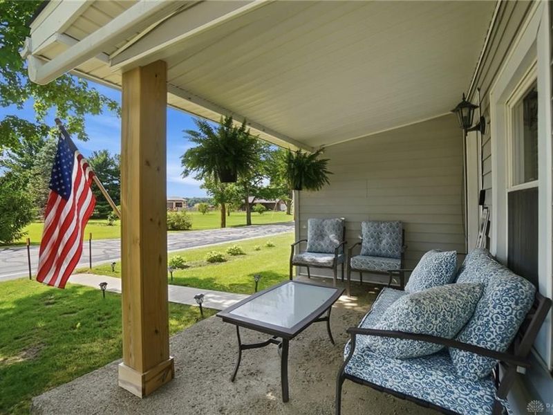 10435 Brad Bloomer Road, Bradford, OH 45318 Photo 7