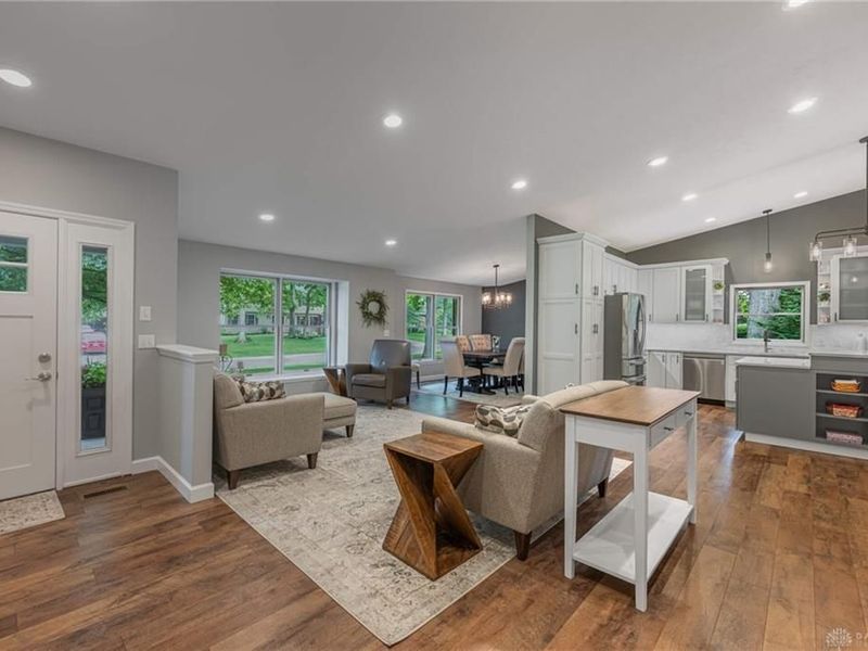 2888 Ramblingwood Lane, Washington Township, OH 45458 Photo 4