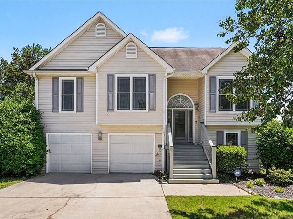 1391 Buckingham Court , Hampton, GA 30228