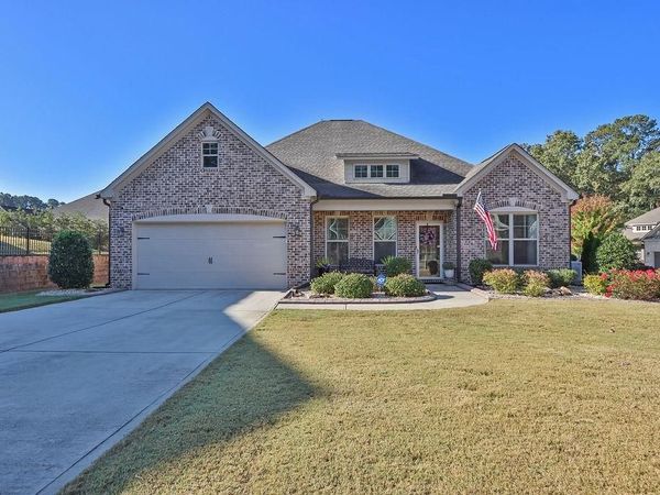 3848 Heirloom Loop Court , Buford, GA 30519