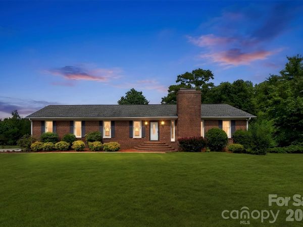 753 Patrick Road , Gastonia, NC 28056