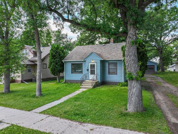 1318 Irving Street , Alexandria, MN 56308