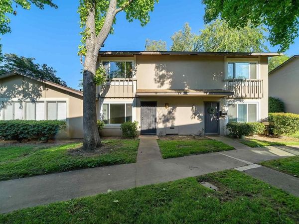 8848 La Riviera Dr, Unit B, Sacramento, CA 95826