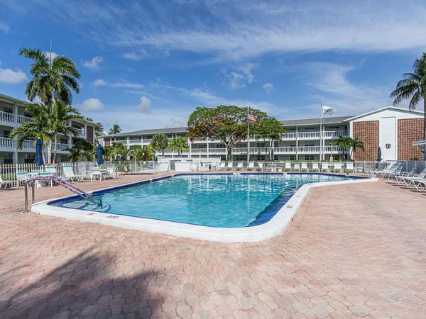 2455 NE 51st Street, Unit E207, Fort Lauderdale, FL 33308