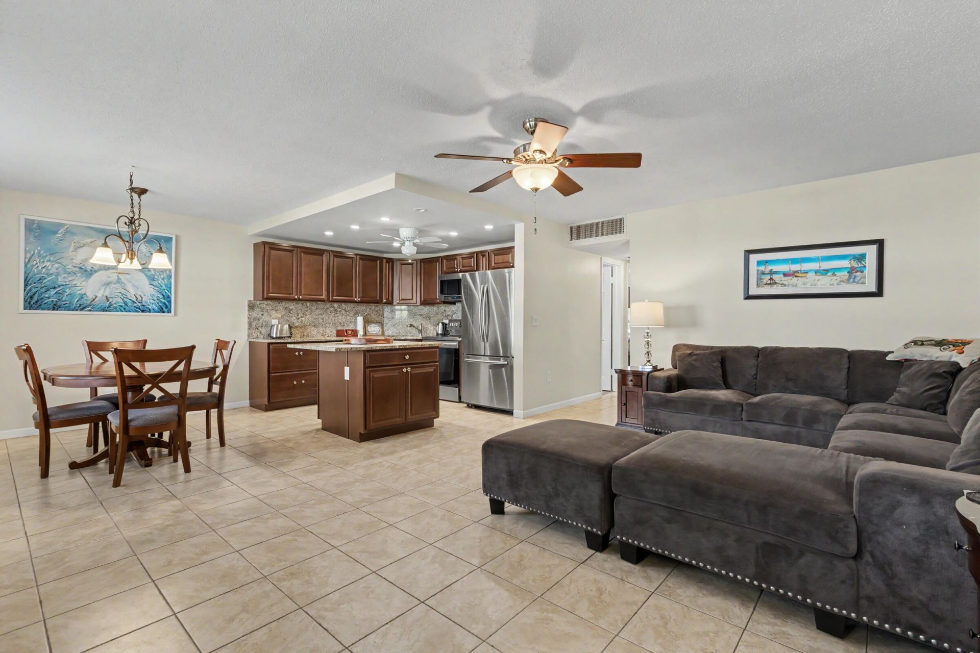 2455 NE 51st Street, Unit E207, Fort Lauderdale, FL 33308 Photo
