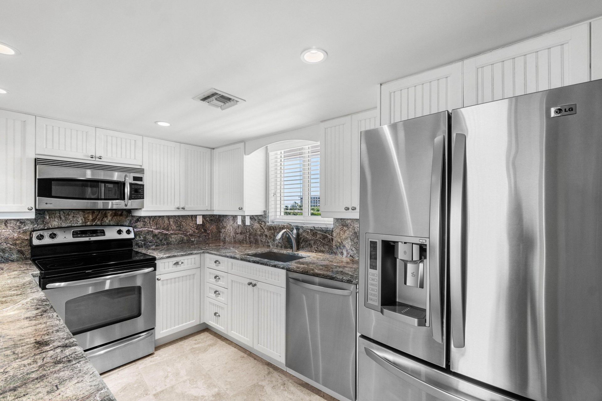 2505 S Ocean Boulevard, Unit 515, Palm Beach, FL 33480 Photo