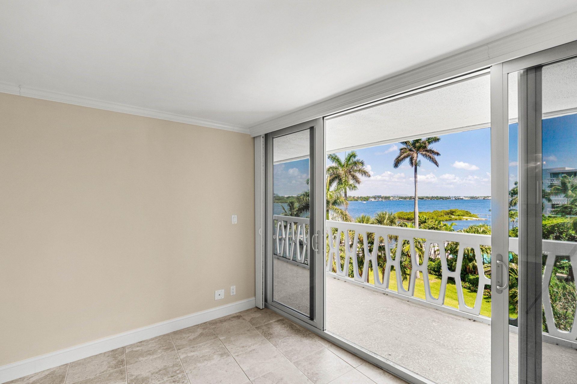 2505 S Ocean Boulevard, Unit 515, Palm Beach, FL 33480 Photo