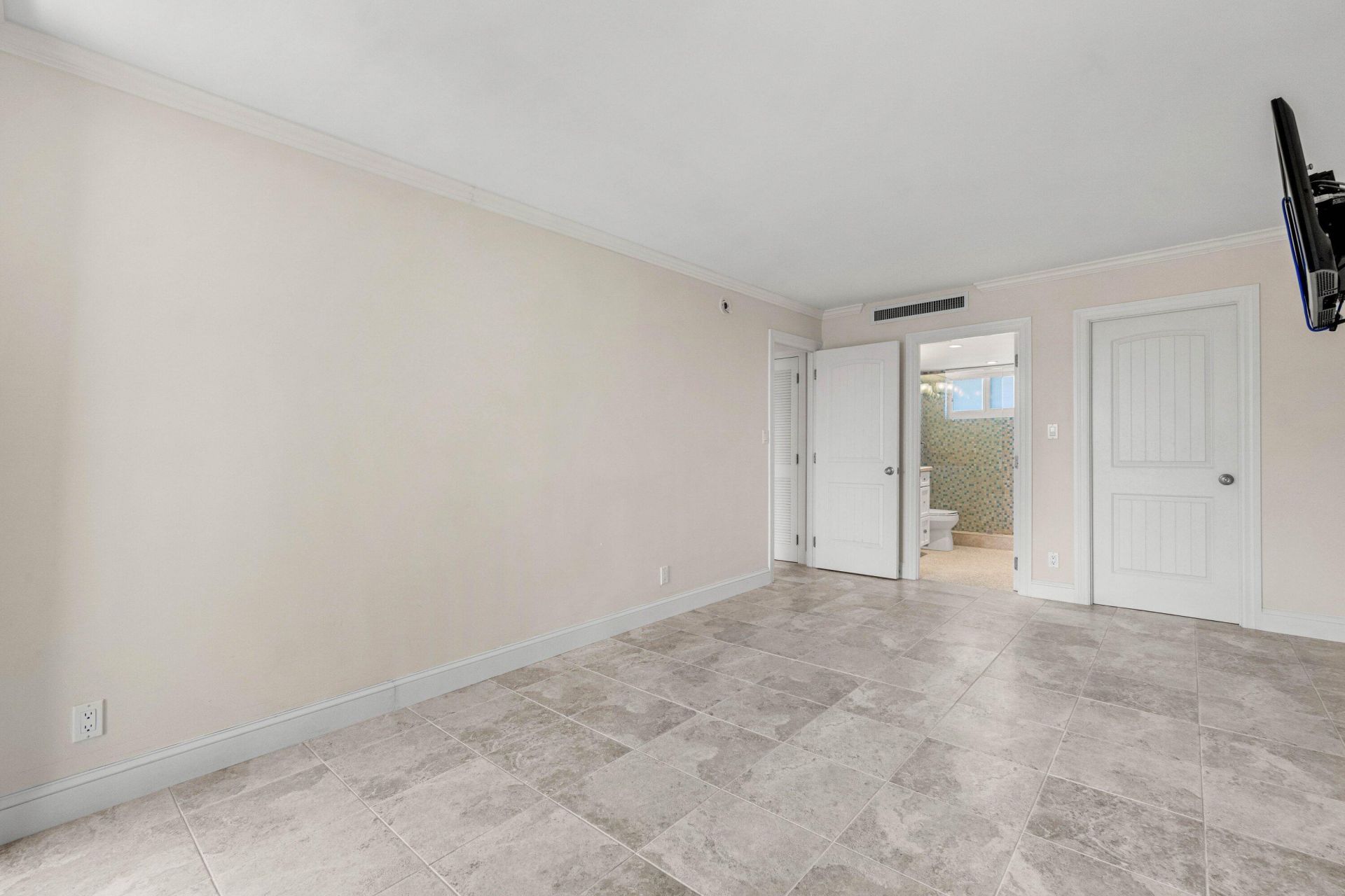 2505 S Ocean Boulevard, Unit 515, Palm Beach, FL 33480 Photo
