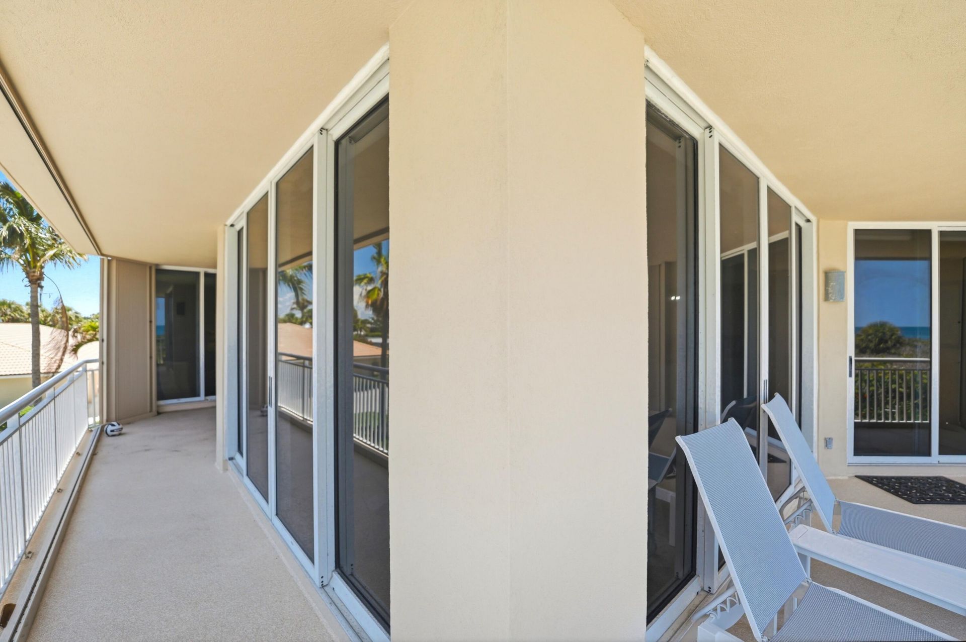 2900 N Highway, Unit 2-d, Hutchinson Island, FL 34949 Photo