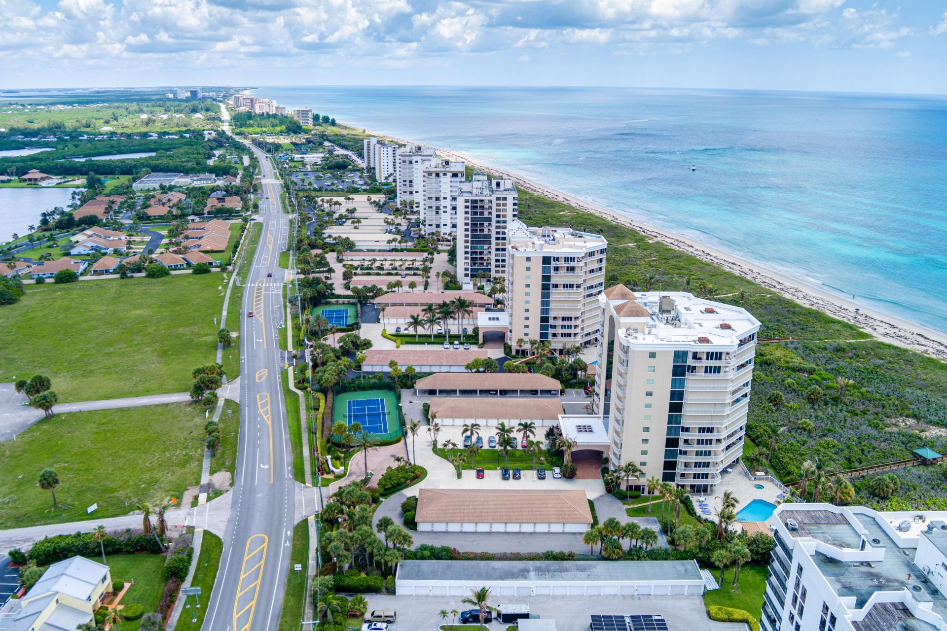 2900 N Highway, Unit 2-d, Hutchinson Island, FL 34949 Photo