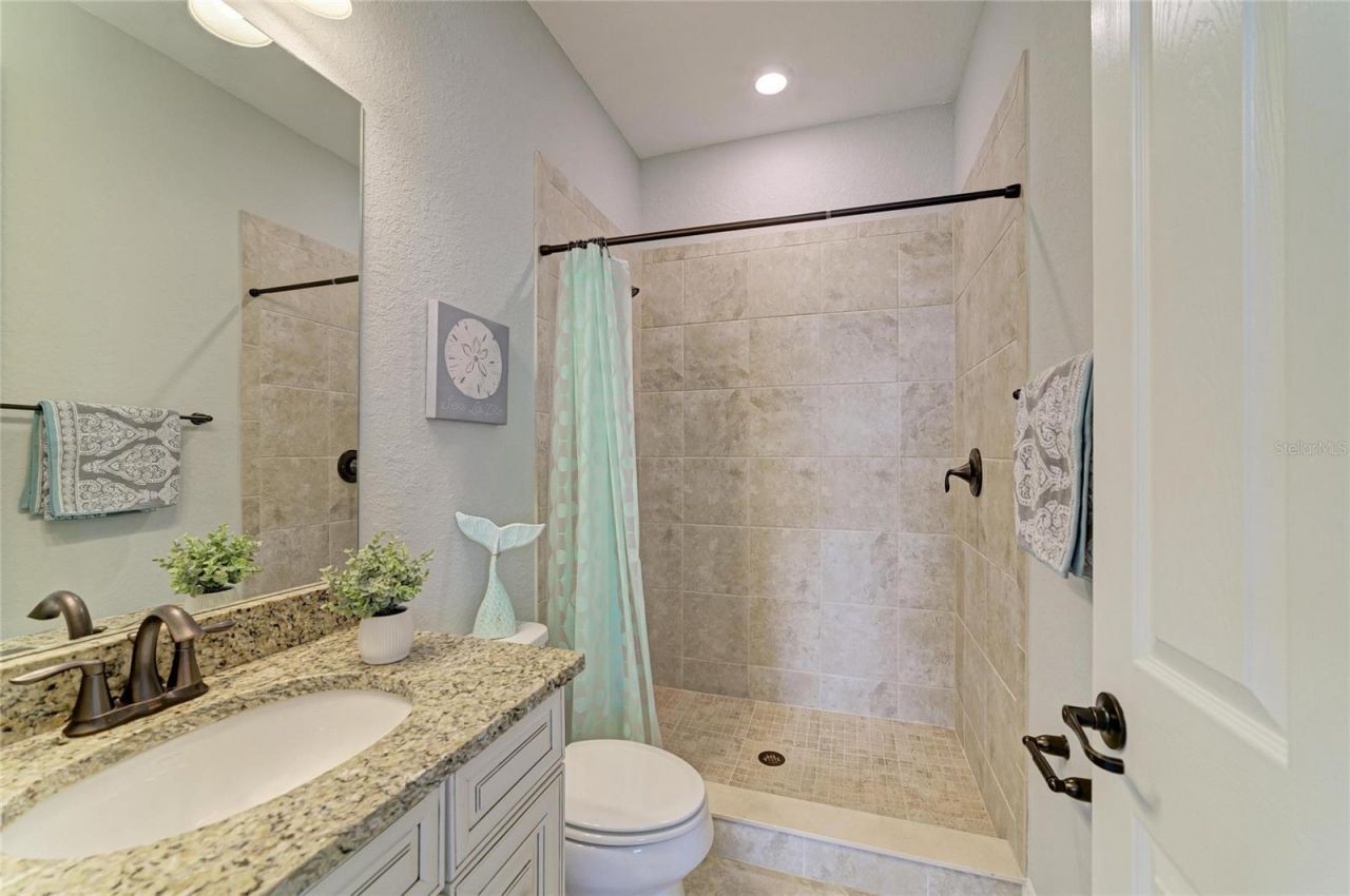13623 Swiftwater Way, Bradenton, FL 34211 Photo