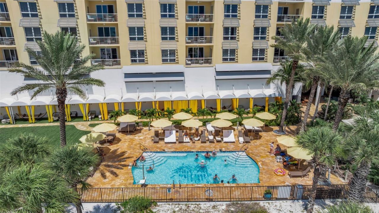 915 Seaside Drive, Unit 611, Sarasota, FL 34242 Photo