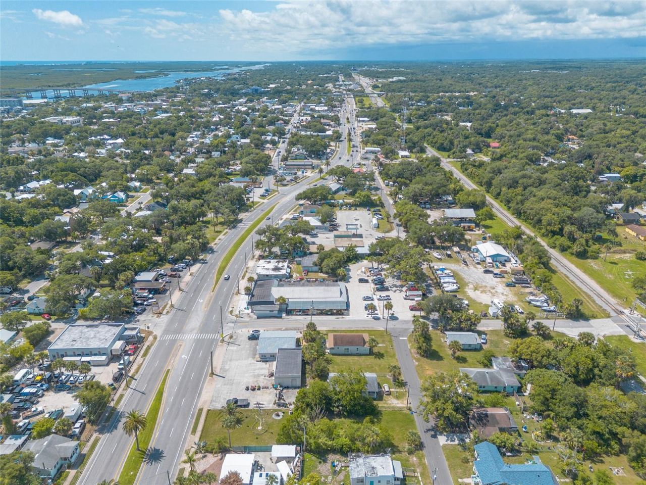 600 N Dixie Freeway, New Smyrna Beach, FL 32168 Photo