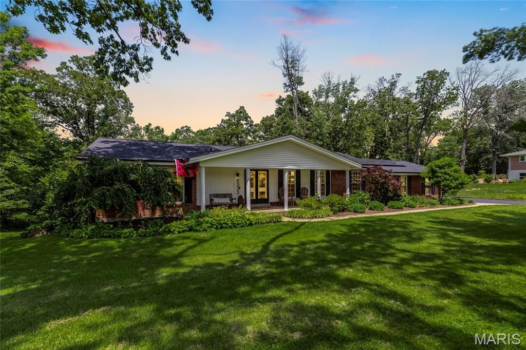 9333 Lincoln Drive, Sunset Hills, MO 63127 Main Photo