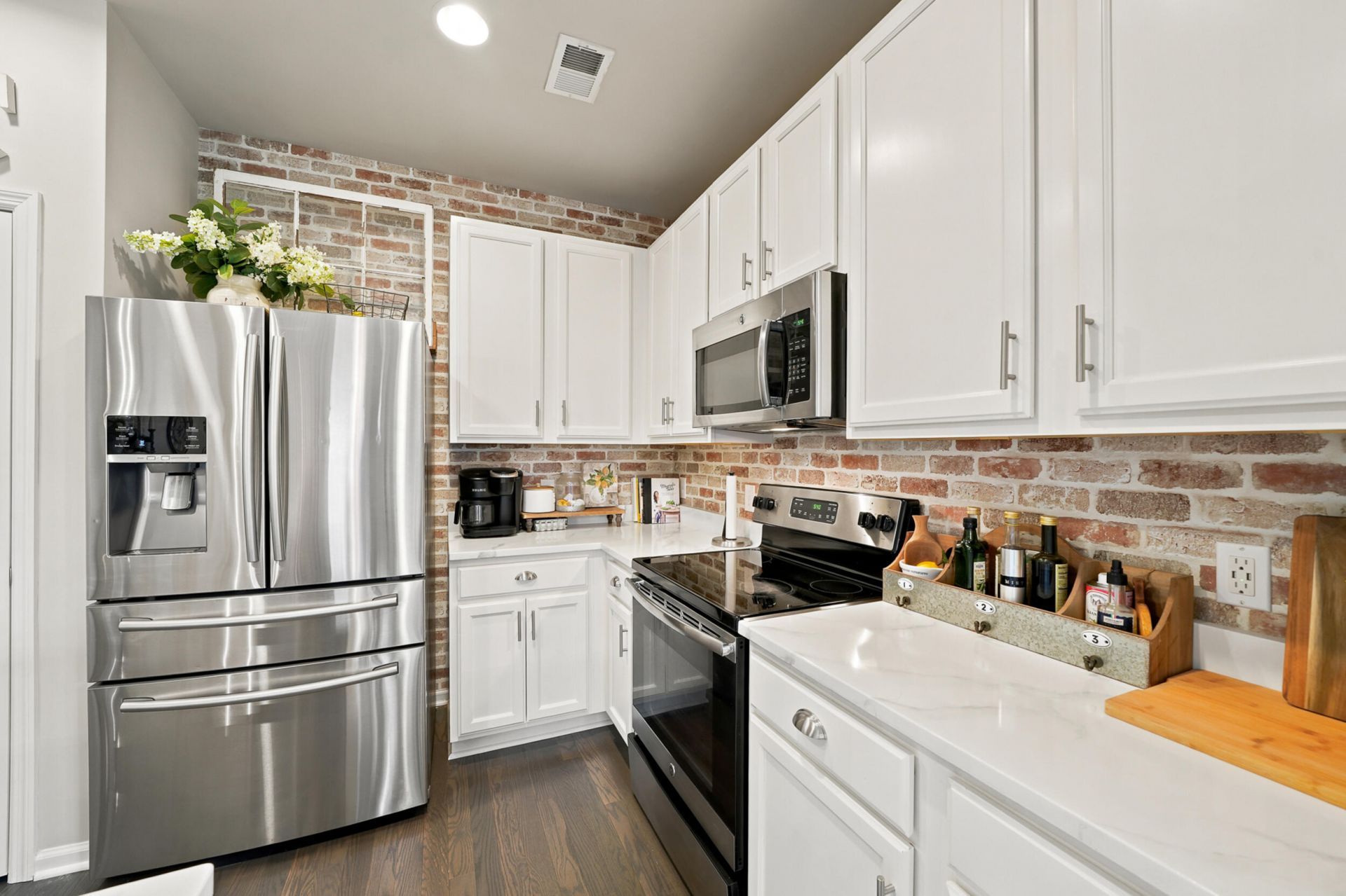 319 Flyway Road Photo 15