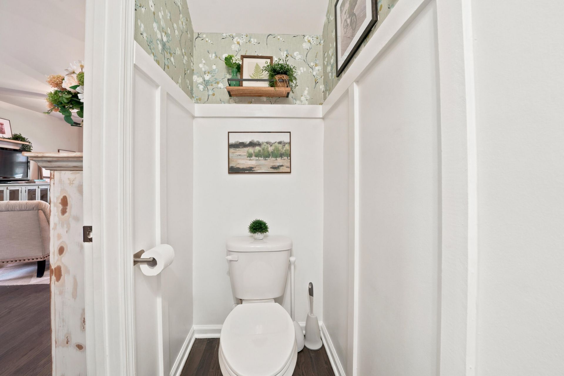 319 Flyway Road Photo 18