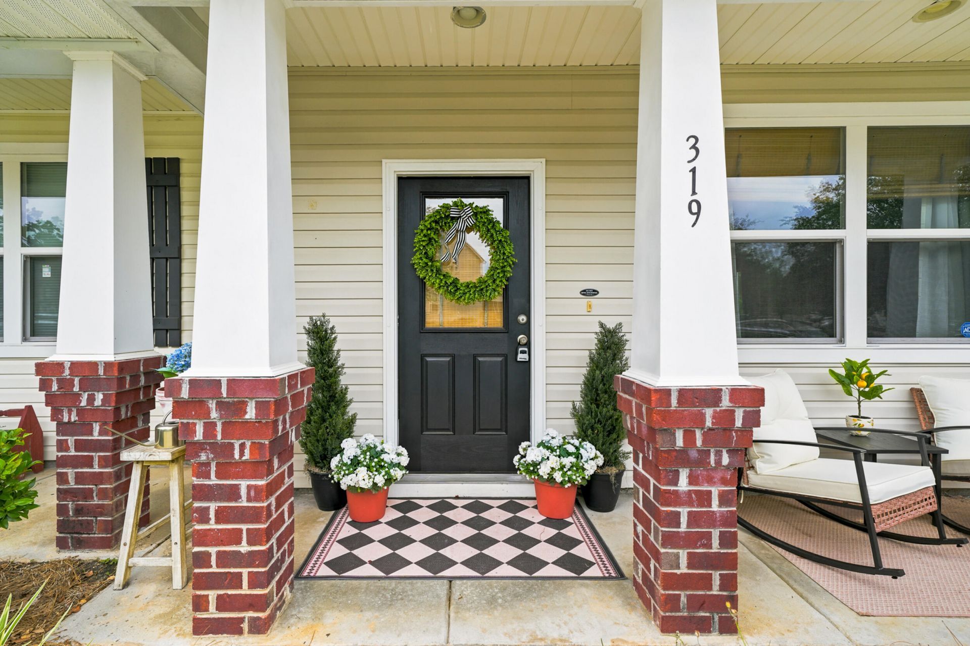 319 Flyway Road Photo 4