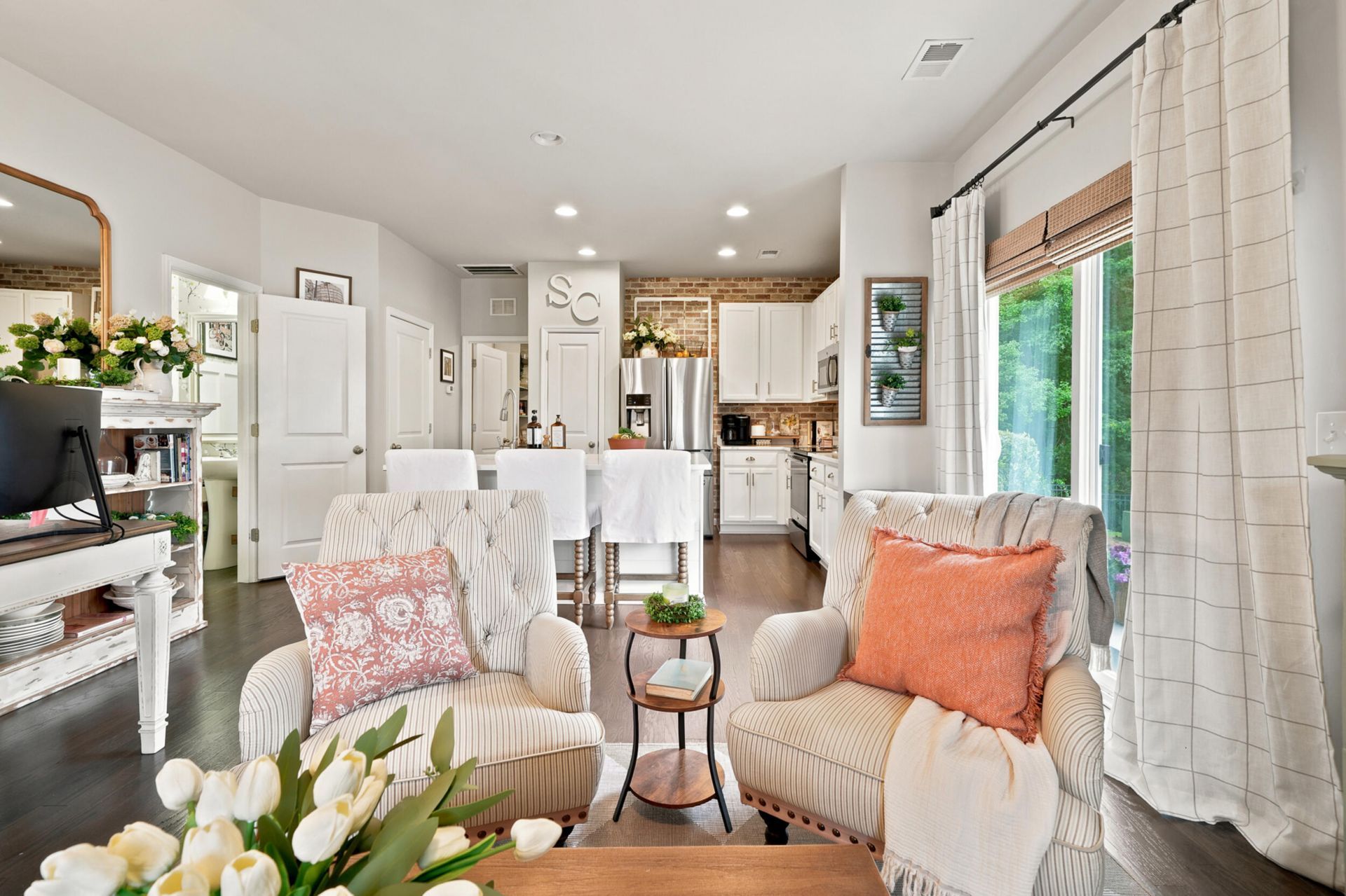 319 Flyway Road Photo 7