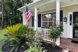 131 Cobblestone Dr. photo 4
