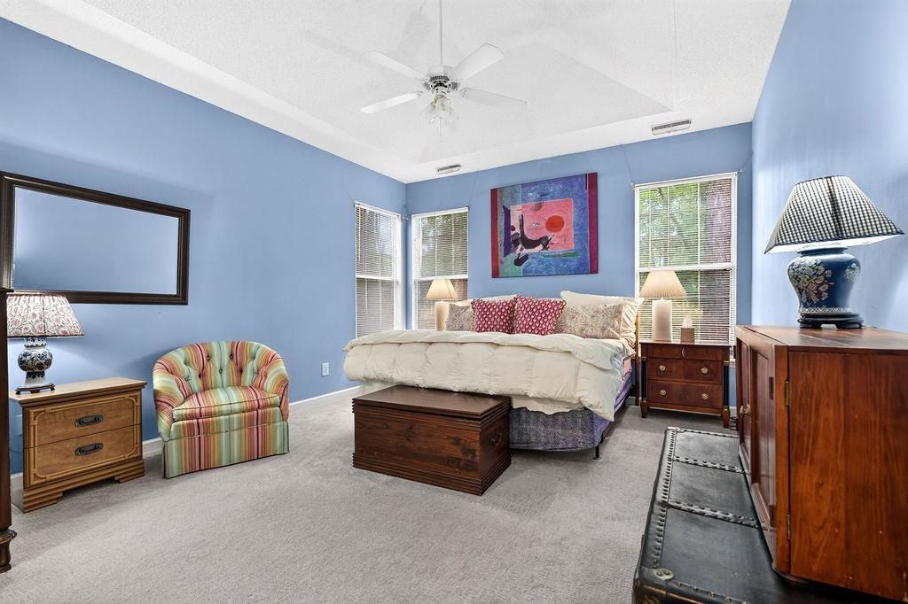 131 Cobblestone Dr. Photo 27