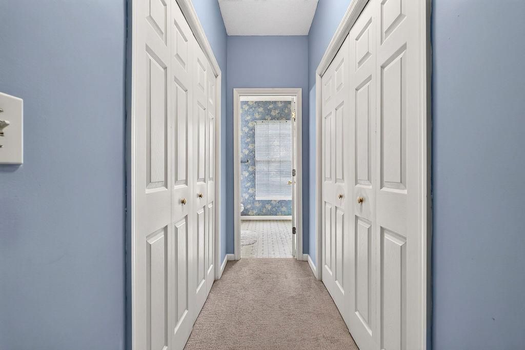 131 Cobblestone Dr. Photo 30