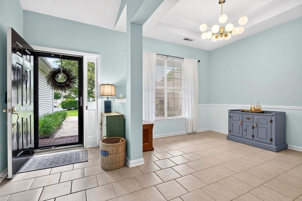131 Cobblestone Dr. Photo 36