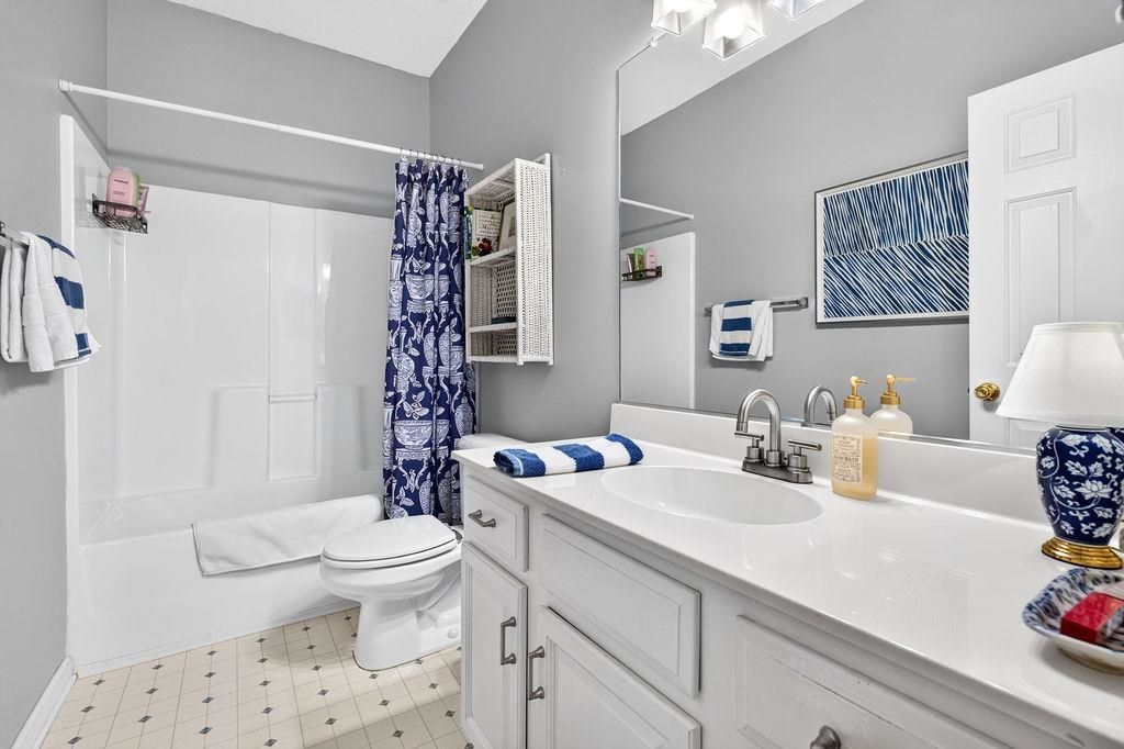 131 Cobblestone Dr. Photo 38
