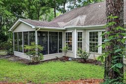 131 Cobblestone Dr. photo 4