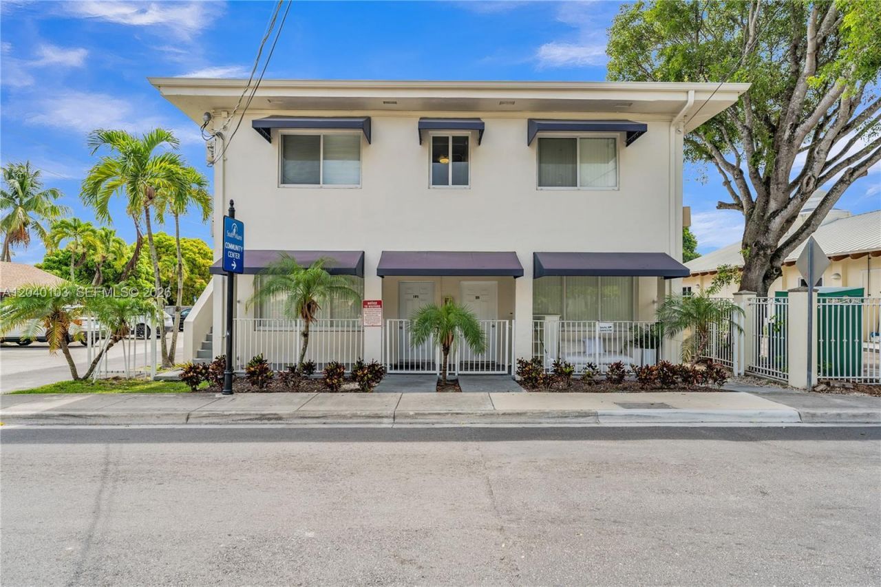 6647 SW 59th Pl , Unit 208, South Miami, FL 33143 Photo