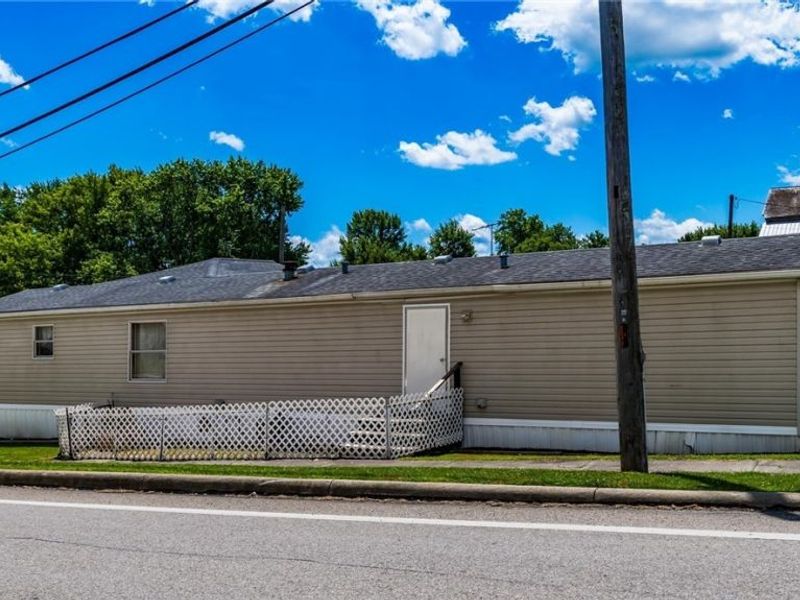 8112 East Street, Adamsville, OH 43802 Photo 7
