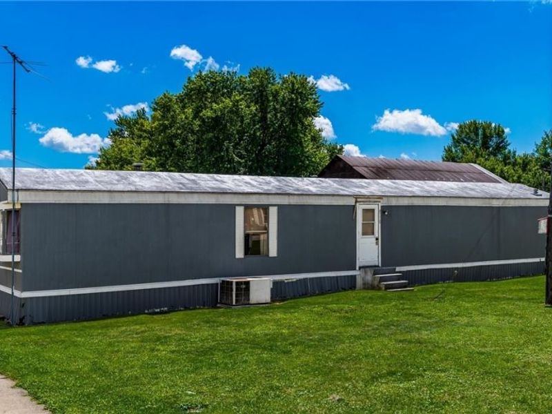 8112 East Street, Adamsville, OH 43802 Photo 8