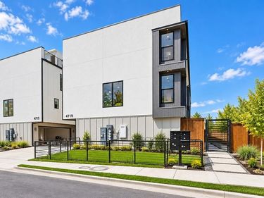 4719 Manett Street, Unit 104, Dallas, TX 75204