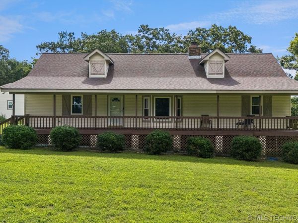 25100 S 610 , Grove, OK 74344