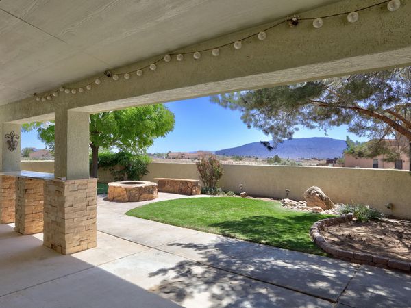 508 Albor Circle NE, Rio Rancho, NM 87124
