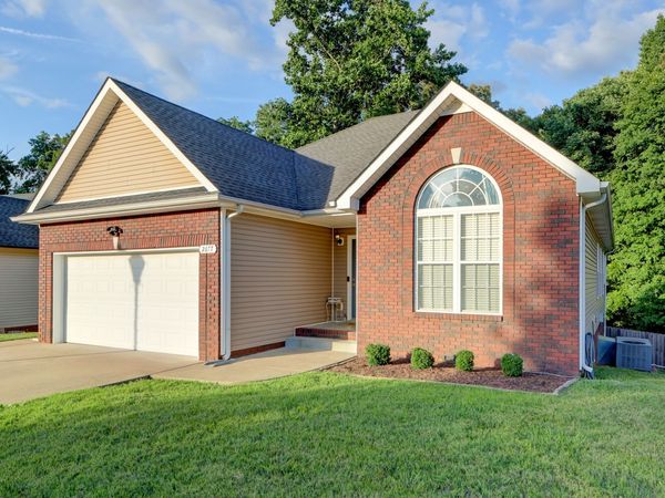 2677 Hidden Ridge Ct , Clarksville, TN 37043