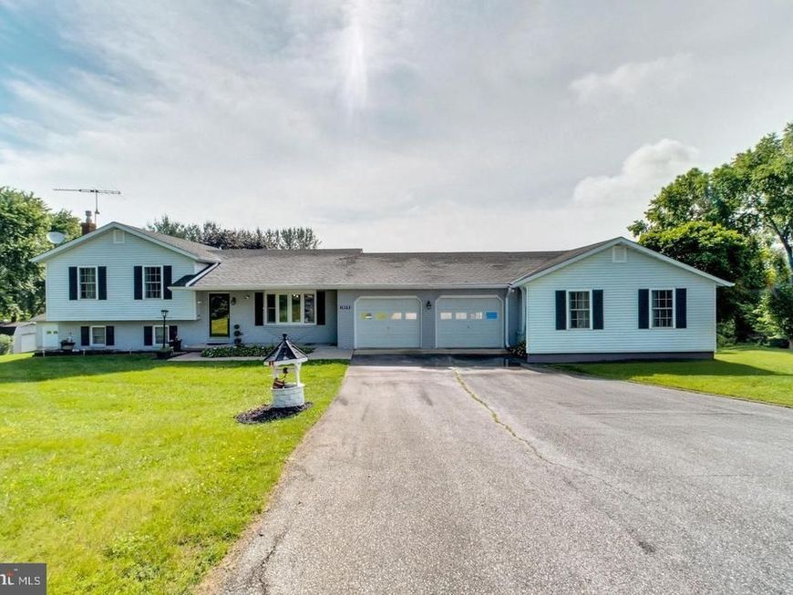 1423 Hallowell Lane, New Windsor, MD 21776 Main Photo