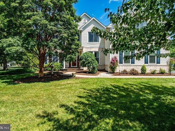 46 BASSWOOD COURT, COLLEGEVILLE, PA 19426