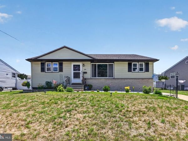 620 W 3RD AVENUE, RUNNEMEDE, NJ 08078
