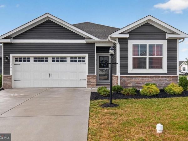 26 CHOKEBERRY WAY, GETTYSBURG, PA 17325