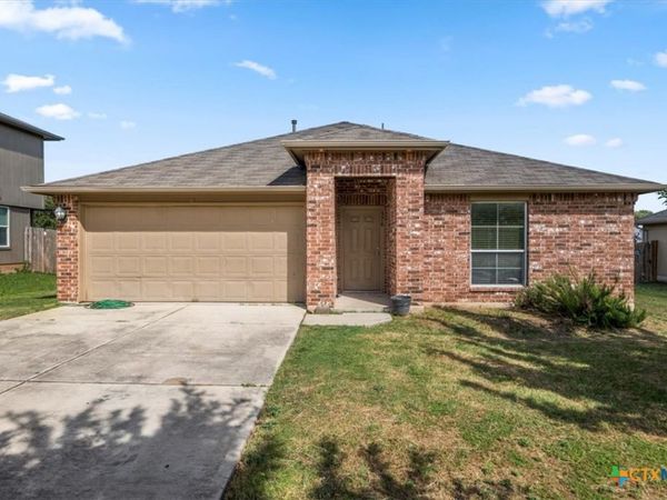 376 Musgrav, Kyle, TX 78640