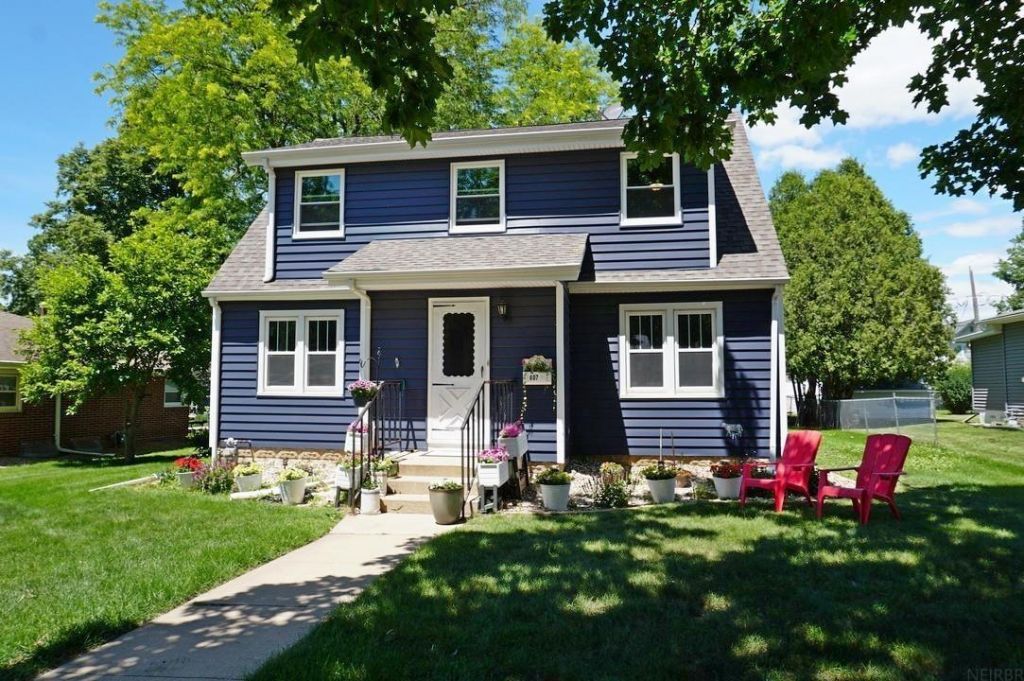 607 2nd Avenue, Charles City, IA 50616 Main Photo