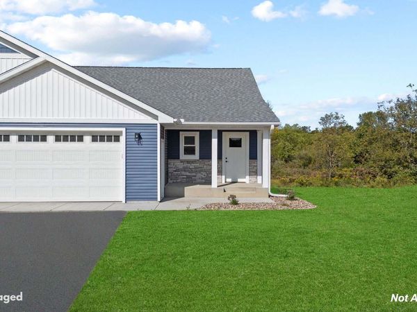 409 Finvold Street , Woodville, WI 54028