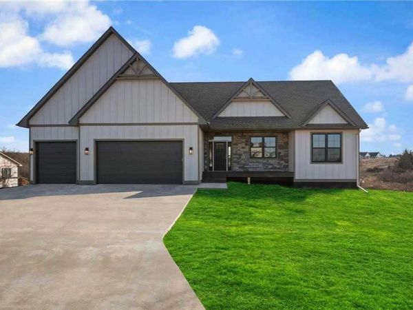 1199 60th Street , Hudson, WI 54016