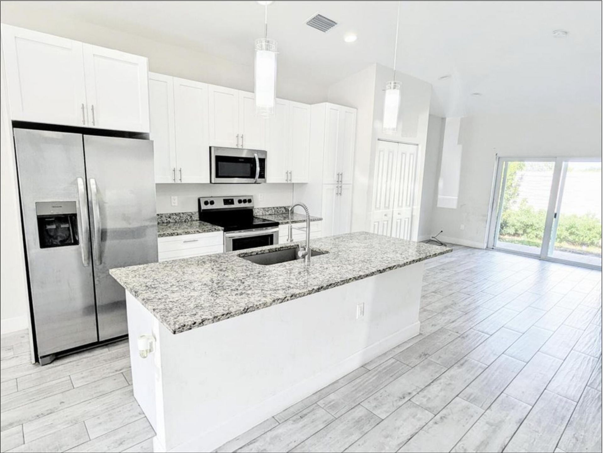 1562 W 26th Court, Riviera Beach, FL 33404 Photo